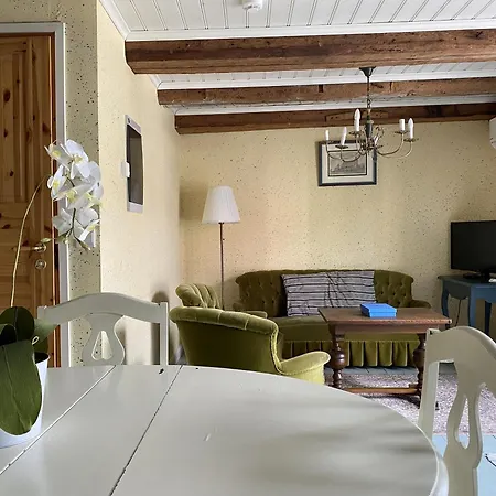 Krepelin Apartment